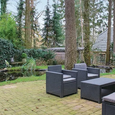 בית נופש Two Bedroom Holiday In